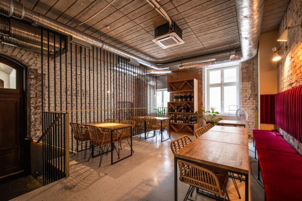 mazowieckie, Warszawa, **Elegancka Restauracja przy Placu Konstytucji**